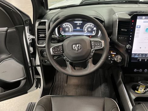 Used 2025 RAM 1500 Laramie w/ Night Edition image 14