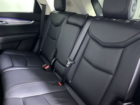 Certified 2018 Cadillac XT5 Premium Luxury image 15