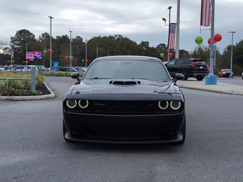 Used 2023 Dodge Challenger R/T w/ Shaker Package image 9