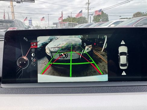 Used 2016 BMW 320i Sedan image 14