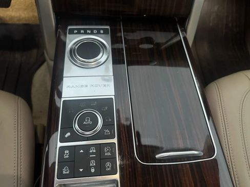 Used 2016 Land Rover Range Rover image 20