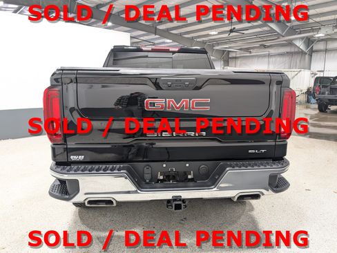 Used 2024 GMC Sierra 1500 SLT w/ SLT Premium Package AWD/4WD image 4