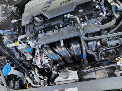 New 2026 Hyundai Elantra SE FWD image 29