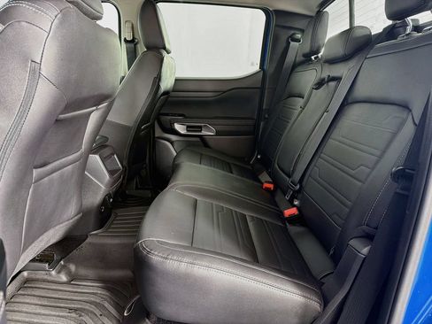 Used 2025 Ford Ranger Lariat w/ FX4 Off-Road Package AWD/4WD image 36