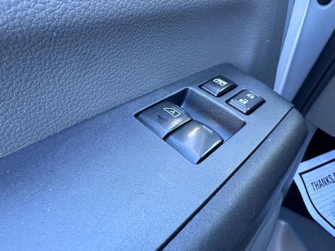 Used 2019 Nissan NV 3500 S image 19