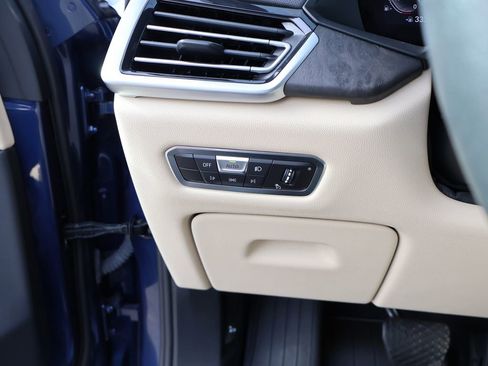 Used 2022 BMW X5 xDrive40i w/ Premium Package image 40