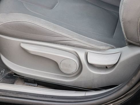 Certified 2023 Hyundai Elantra SEL w/ Convenience Package image 19