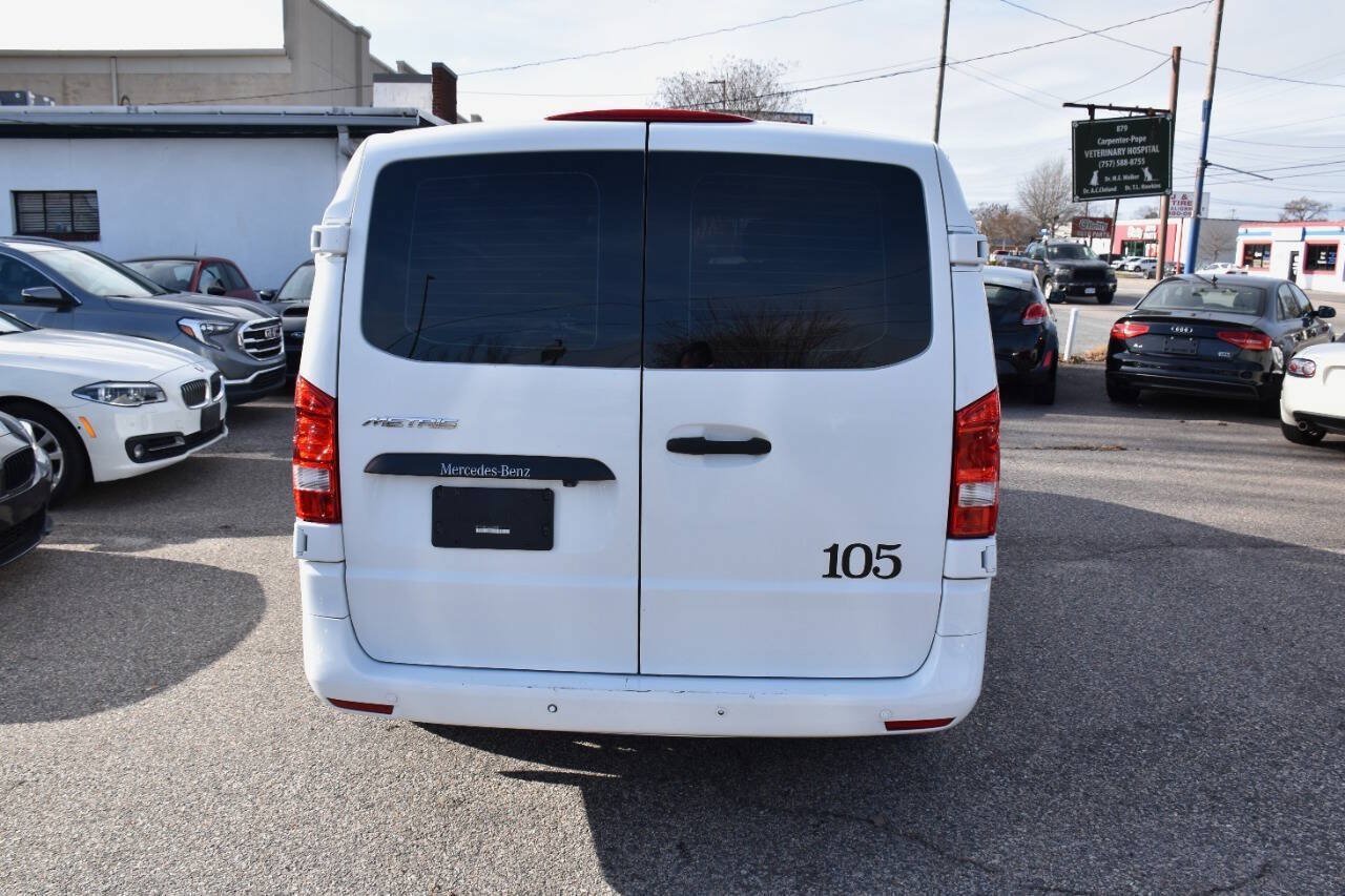 Used 2020 Mercedes-Benz Metris image 6