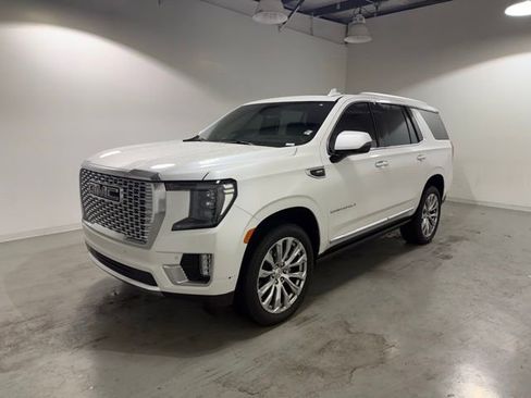 Certified 2024 GMC Yukon Denali w/ Max Trailering Package image 3