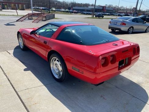 Used 1993 Chevrolet Corvette Coupe image 5