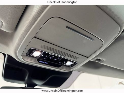 Used 2025 Lincoln Navigator L Reserve AWD/4WD image 45