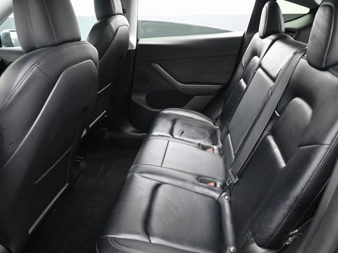 Used 2022 Tesla Model Y Performance image 27