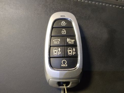 Used 2022 Hyundai Sonata Limited FWD image 32