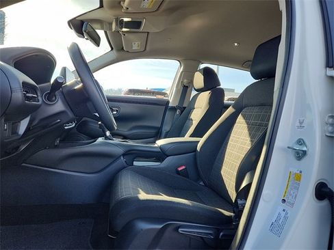 Used 2023 Honda HR-V LX image 13