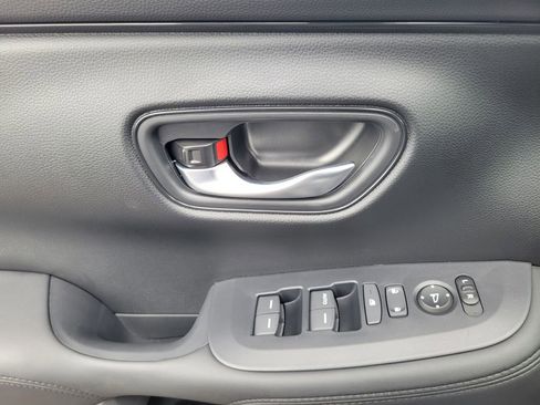 New 2026 Honda HR-V LX image 13