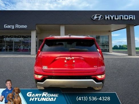 Used 2023 Kia Niro FWD image 7