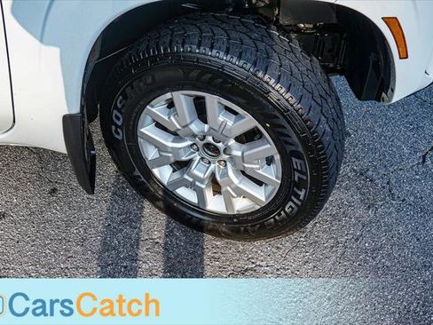 Used 2022 Nissan Frontier SV image 17