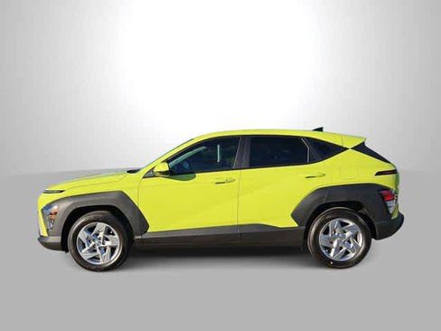 New 2026 Hyundai Kona SE image 5