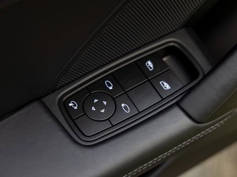 Certified 2025 Porsche 911 Carrera 4 GTS image 23