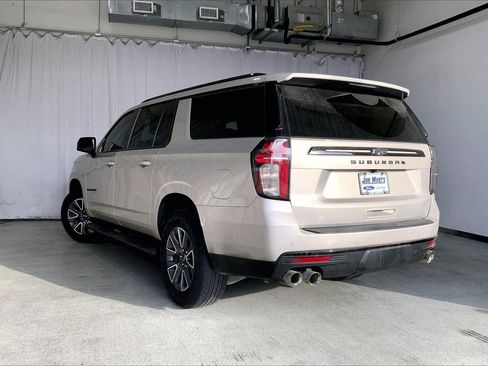 Used 2024 Chevrolet Suburban Z71 w/ Z71 Off-Road Package image 5