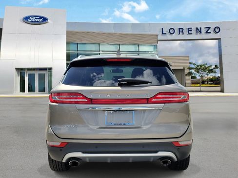 Used 2019 Lincoln MKC Premiere FWD image 6