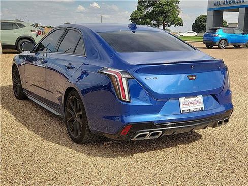 Used 2020 Cadillac CT4 V w/ Technology Package RWD image 3