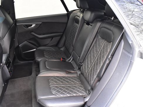 Used 2020 Audi SQ8 Prestige w/ Prestige Package image 24