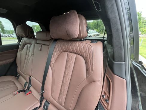 Used 2020 BMW X7 M50i AWD/4WD image 29