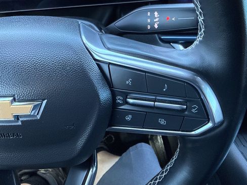 Used 2024 Chevrolet Equinox EV LT AWD/4WD image 25