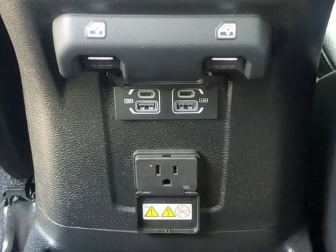 Used 2024 Jeep Wrangler Unlimited Sahara w/ Safety Group image 15