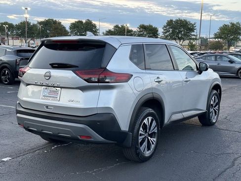 Certified 2023 Nissan Rogue SV image 4