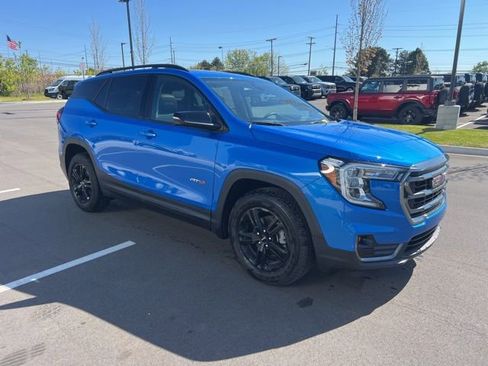 Used 2024 GMC Terrain AT4 w/ Tech Package AWD/4WD image 2