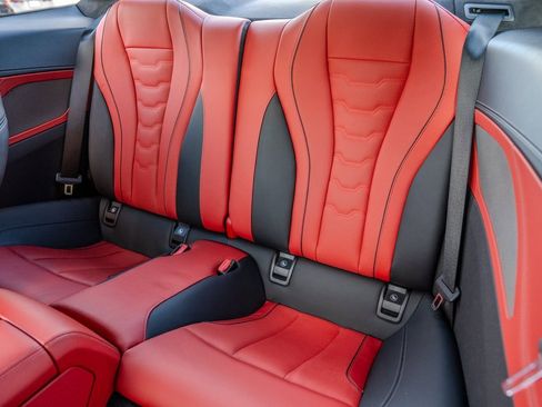 Used 2022 BMW M850i xDrive Coupe image 19