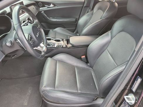 Used 2022 Kia Stinger GT-Line RWD image 3