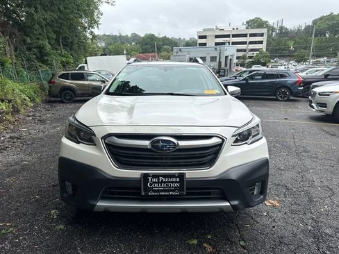 Used 2022 Subaru Outback Touring XT AWD/4WD image 6