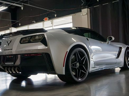 Used 2016 Chevrolet Corvette Z06 w/ 2LZ Preferred Equipment Group image 6