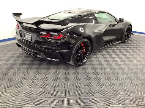 New 2026 Chevrolet Corvette Z06 w/ Z07 Performance Package RWD image 16