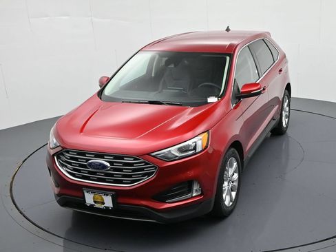 Used 2022 Ford Edge Titanium AWD/4WD image 16