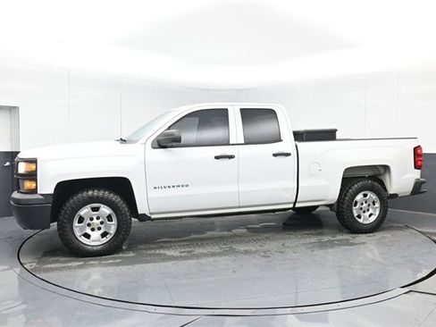 Used 2015 Chevrolet Silverado 1500 W/T w/ Trailering Package image 5