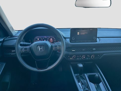 Certified 2025 Honda Accord SE image 21