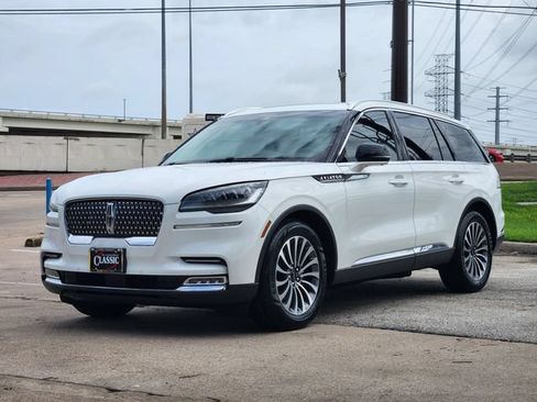 Used 2021 Lincoln Aviator Reserve w/ Elements Package Plus RWD image 3