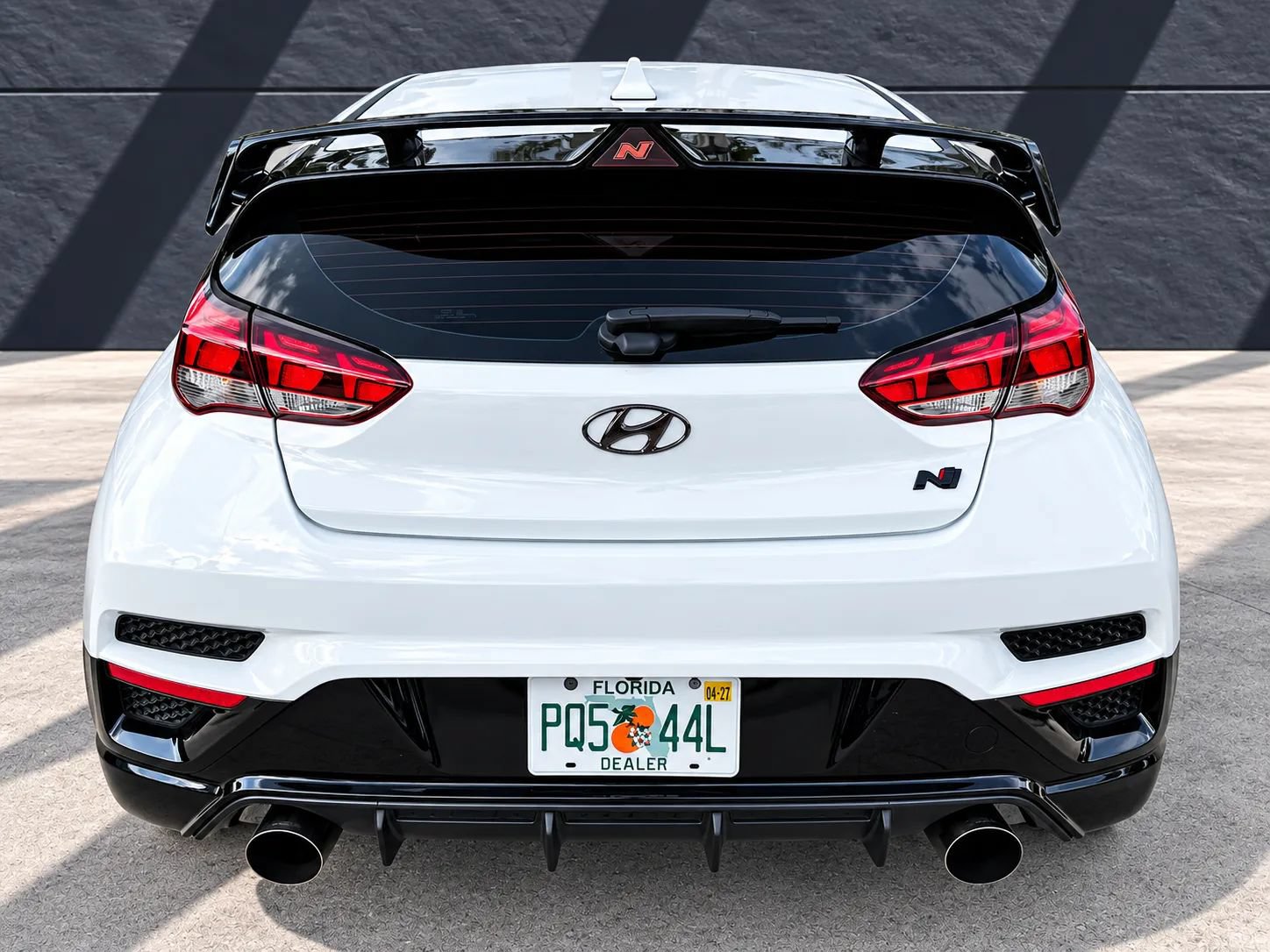 Used 2022 Hyundai Veloster N FWD image 3