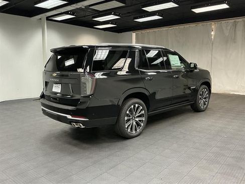 New 2026 Chevrolet Tahoe High Country AWD/4WD image 5