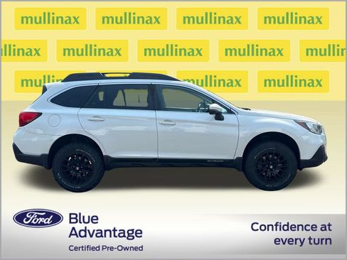 Used 2019 Subaru Outback 2.5i Premium AWD/4WD image 2