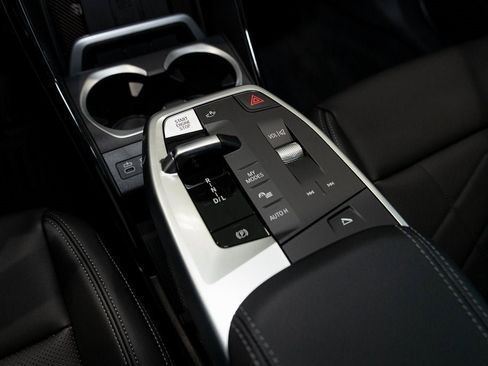 New 2025 BMW X1 xDrive28i w/ Technology Package image 25