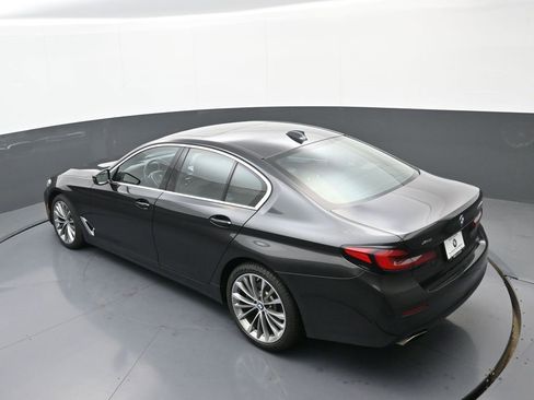Used 2023 BMW 530i xDrive w/ Premium Package image 34
