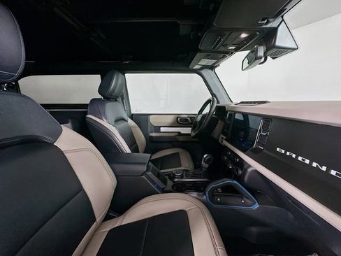 Used 2021 Ford Bronco Wildtrak image 22