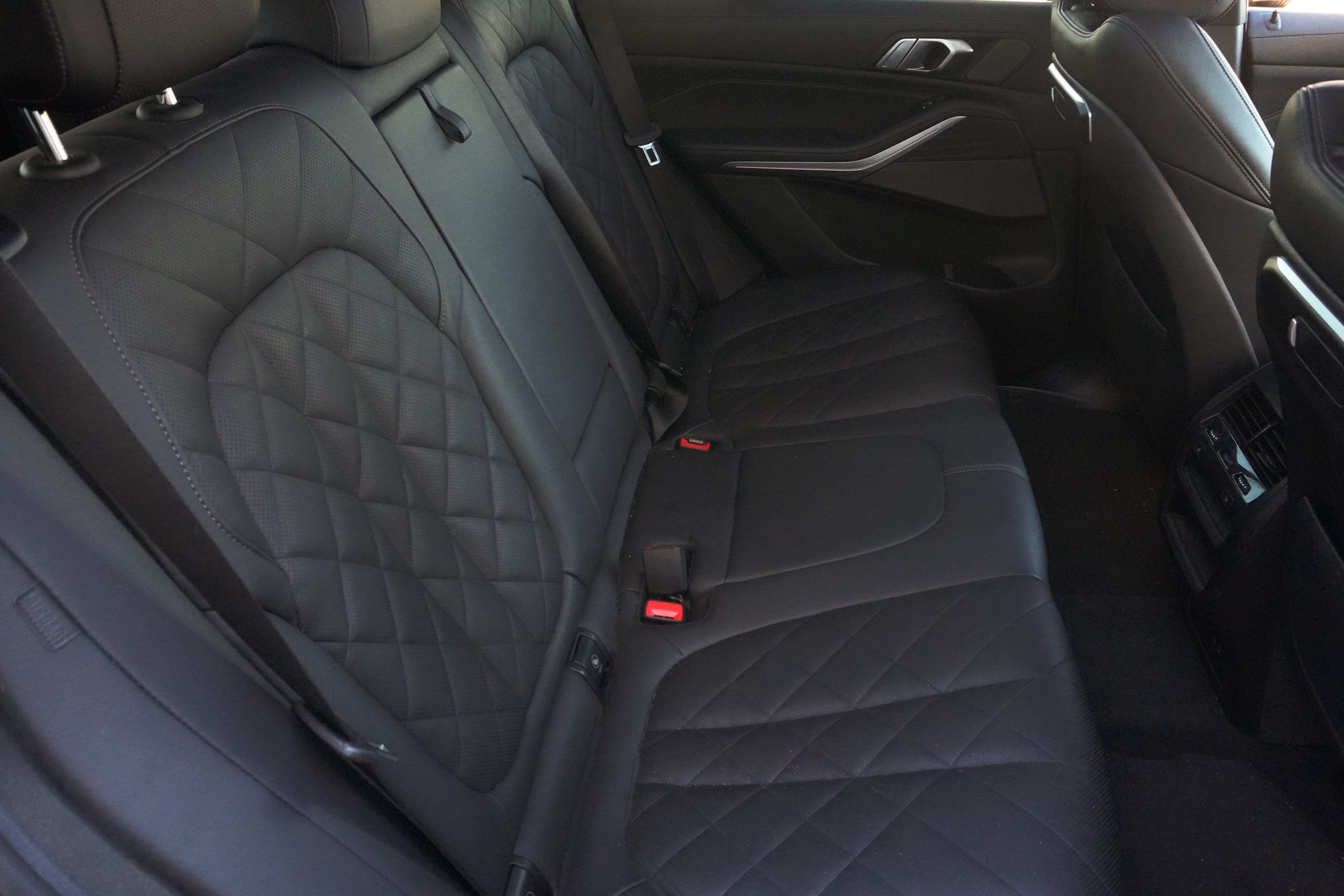 Certified 2024 BMW X5 sDrive40i w/ Premium Package RWD image 32