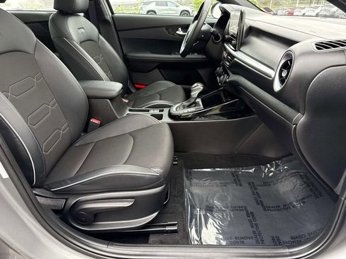 Used 2023 Kia Forte GT-Line w/ GT-Line Premium Package FWD image 20