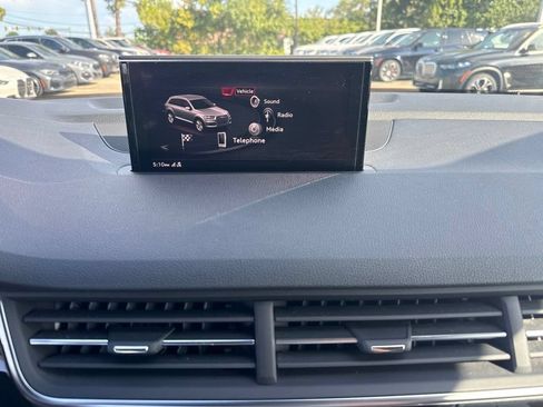 Used 2017 Audi Q7 3.0T Premium Plus AWD/4WD image 18